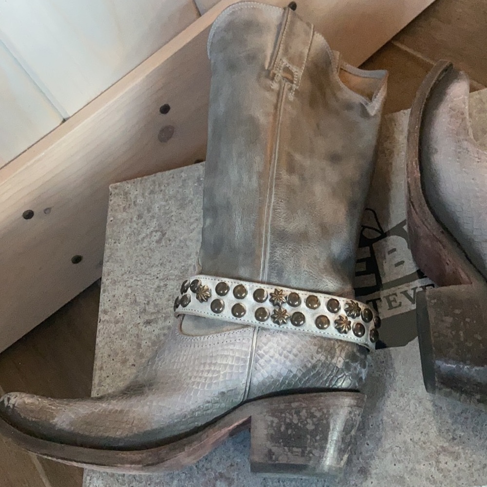 Freebird Falcon boots - Picture 7 of 9